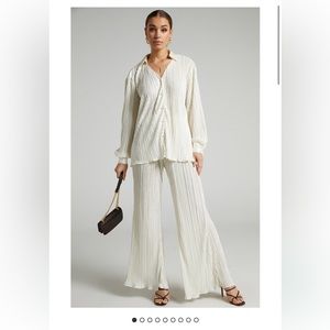 Showpo Plisse White Set - US 4 - Pants & shirt included